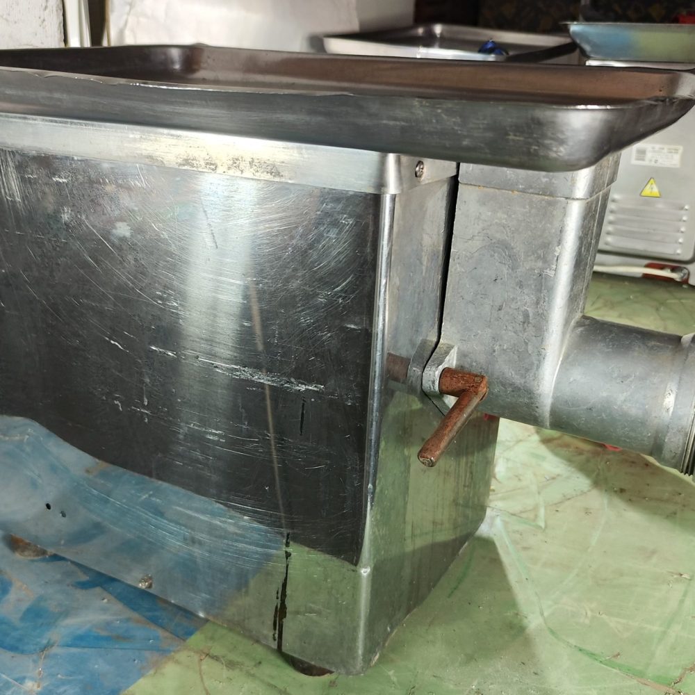 Професійна м'ясорубка МИМ-300 (Торгмаш)